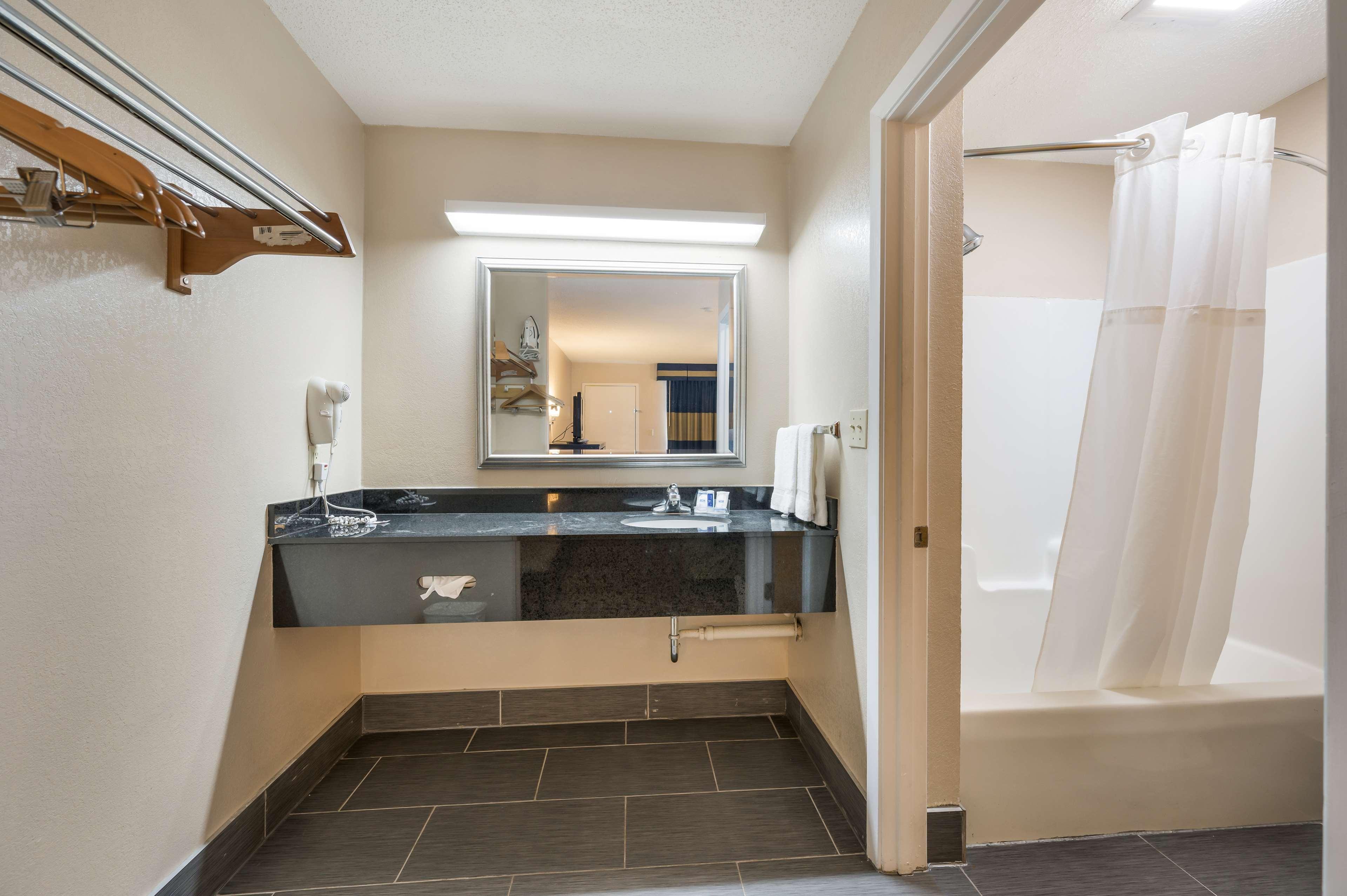 Surestay By Best Western Hotel Meridian