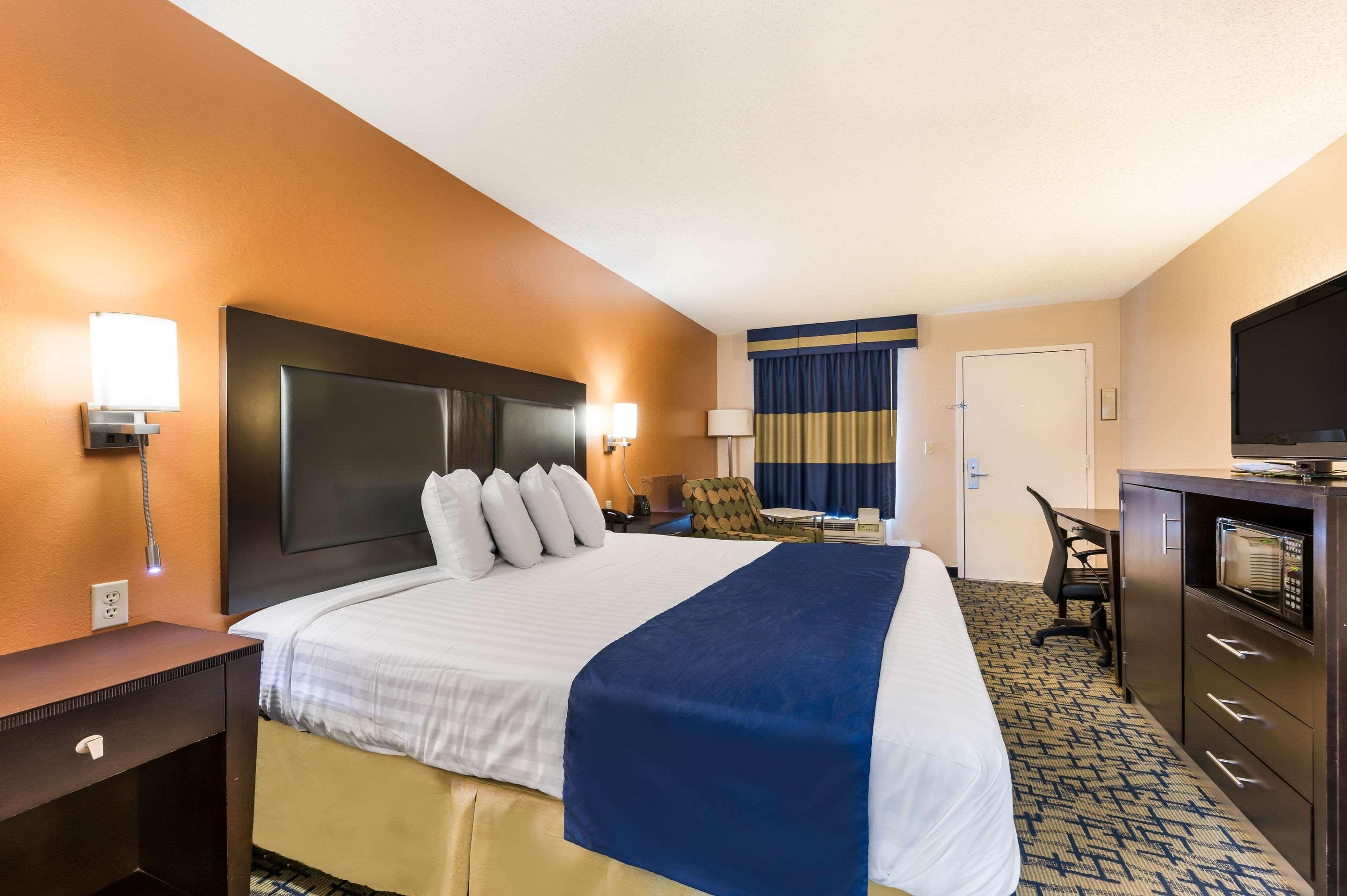 Surestay By Best Western Hotel 2*