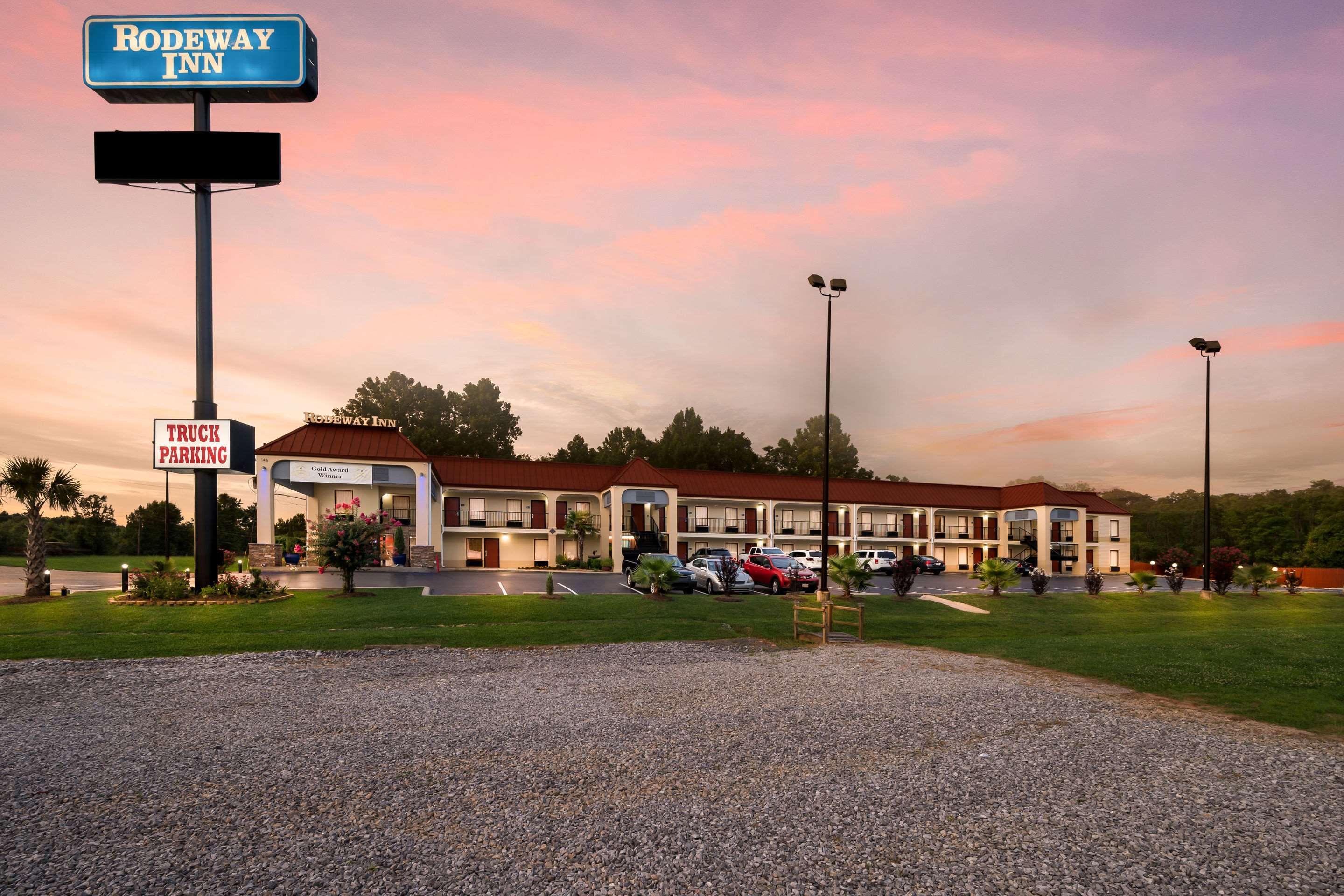 Hotel Surestay By Western Meridian