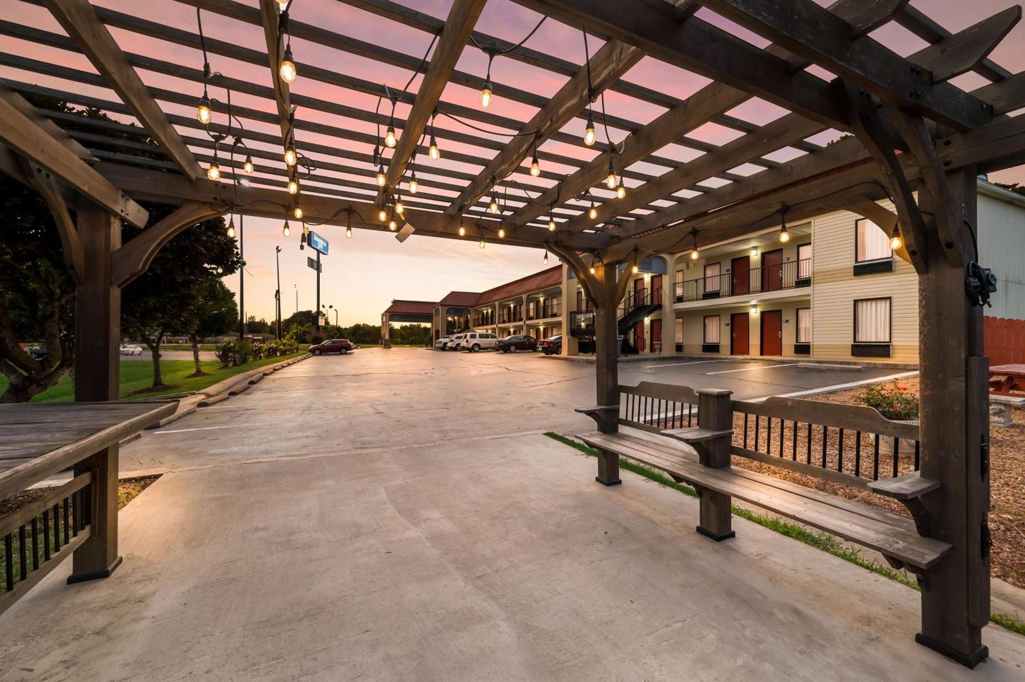 Hotel Surestay By Western